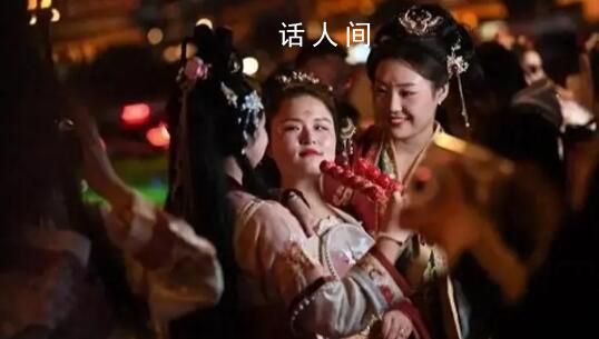 曹县汉服卖了3个亿 厂家忙坏了